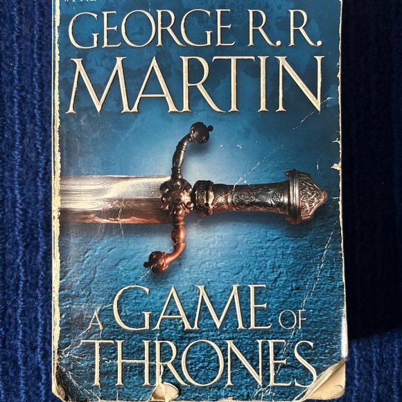 7 Used Paperback Books! (please message or bundle for individual titles) - Picture 11 of 14